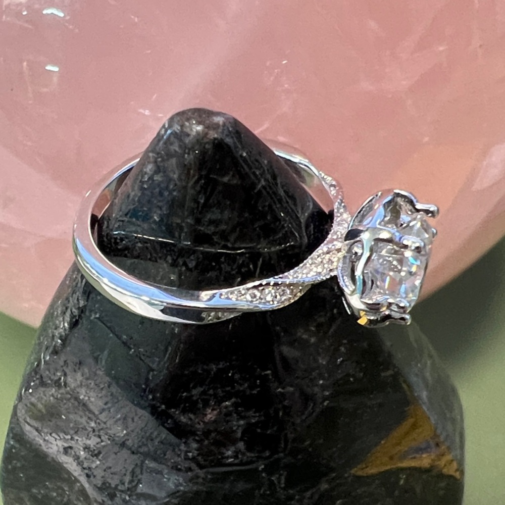2 ct GRA Certified Moissanite Silver Ring - Size 9 - Picture 4 of 7